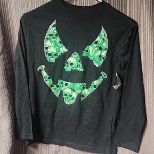 Boys SIZE 8 Skulls Scary Face Long Sleeve Shirt NWT